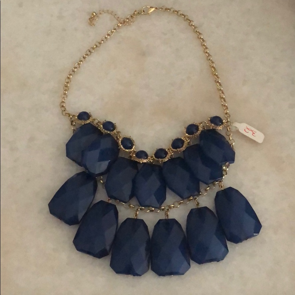 Statement necklace